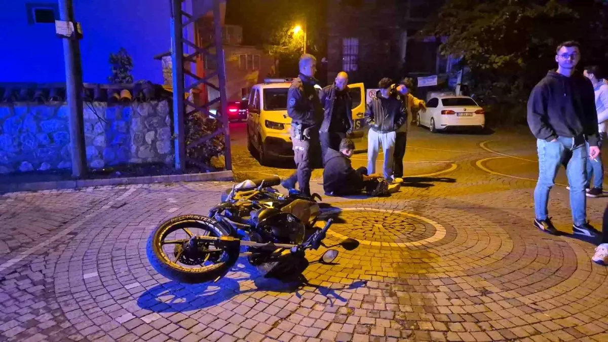 Bartın’da Polisin Takibinden Kaçmaya Çalışan Motosiklet Sürücüsü Kaza Yaptı