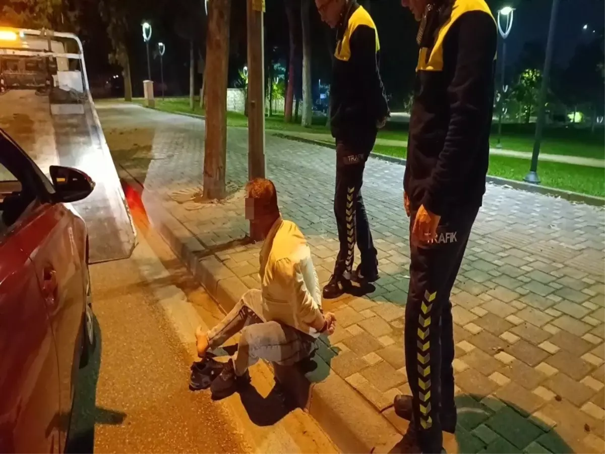 Bursa’da Alkollü Sürücüye Polis Müdahalesi bursada alkollu surucuye polis mudahalesi yKOp5F67.jpg