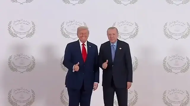 Cumhurbaşkanı Erdoğan ile Trump’tan Mısır’da aile fotoğrafı