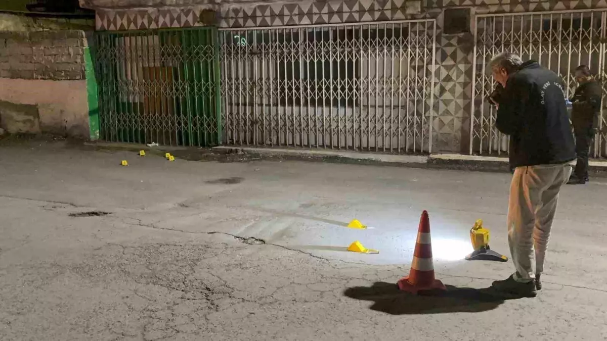 Kayseri’de Pompalı Tüfekle Açılan Ateş Evi Vurdu kayseride pompali tufekle acilan ates evi vurdu tuKRaRDu.jpg