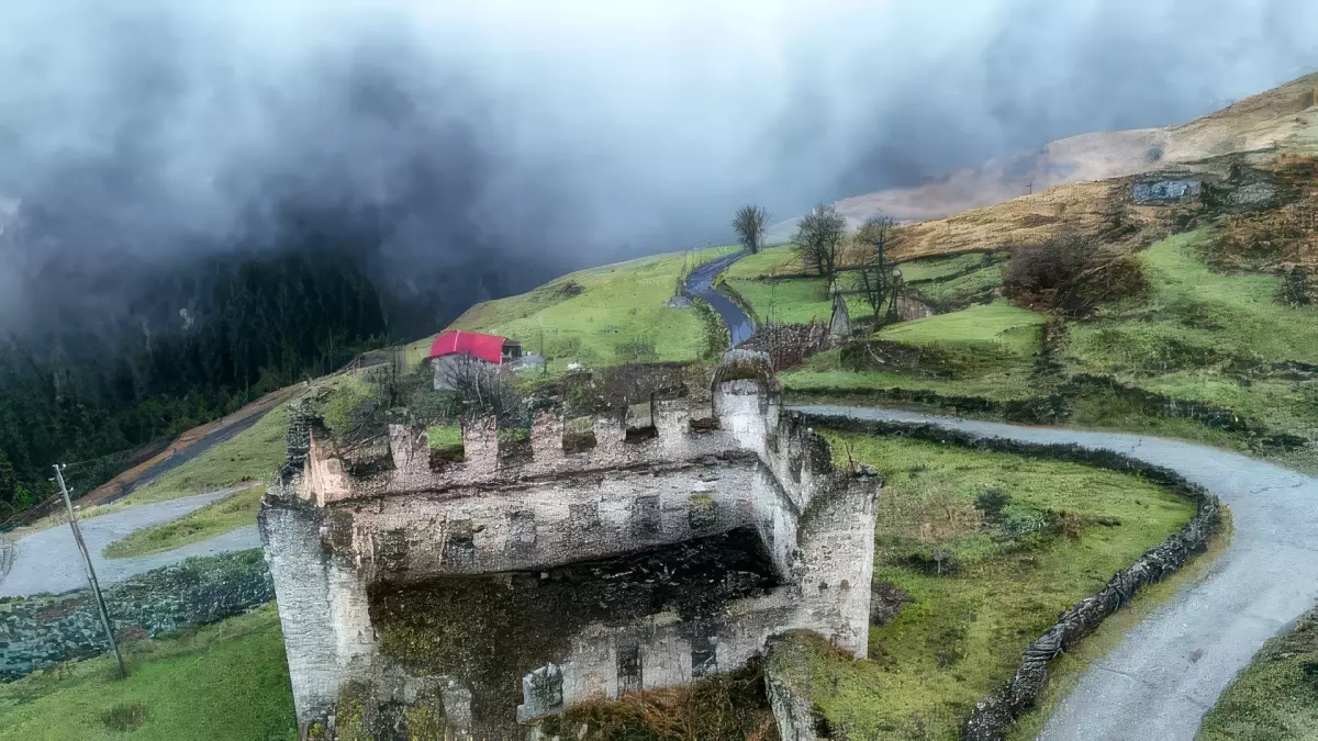 Santa Harabeleri Sonbahara Veda Ediyor